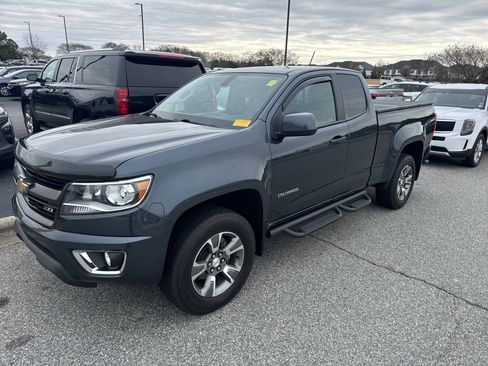 Used 2019 Chevrolet Colorado Z71 image 5