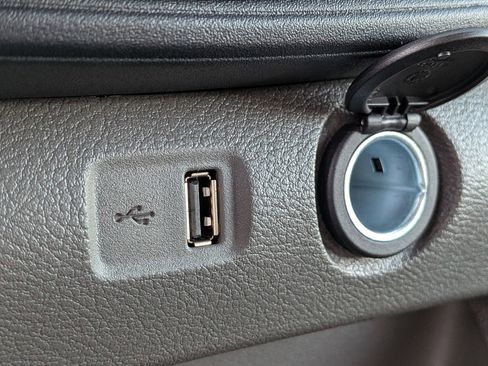 Certified 2025 Ford Transit 350 XL image 21