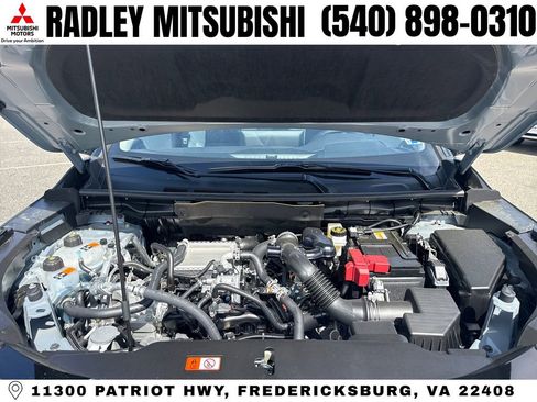 New 2026 Mitsubishi Outlander SE image 16