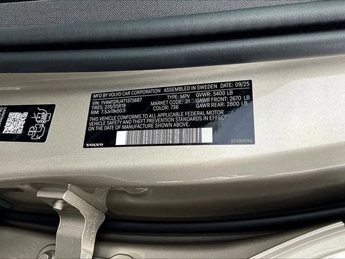 New 2026 Volvo XC60 B5 Core w/ Protection Package Premier image 12