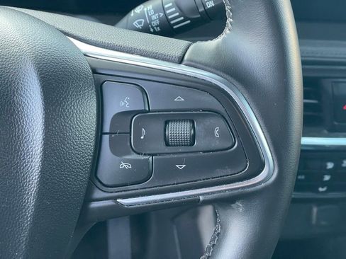 Used 2024 Buick Encore GX Sport Touring image 18