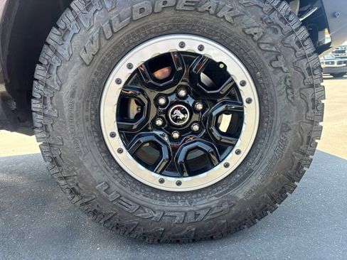 Used 2022 Ford Bronco Badlands AWD/4WD image 11