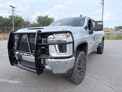 Used 2021 Chevrolet Silverado 2500 LT w/ All Star Edition AWD/4WD image 2