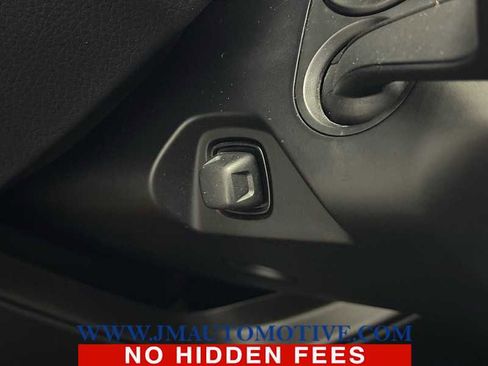 Used 2021 Porsche Cayenne image 40