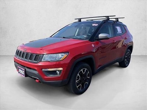 Used 2020 Jeep Compass Trailhawk AWD/4WD image 1