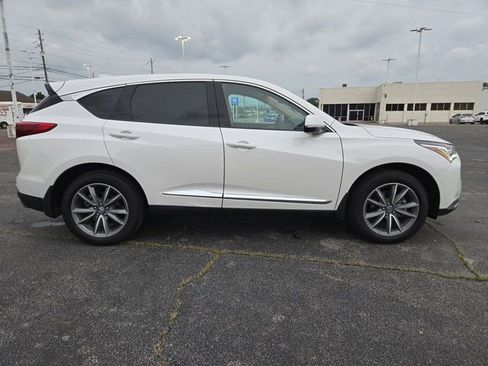 Certified 2023 Acura RDX FWD w/ Technology Package image 9