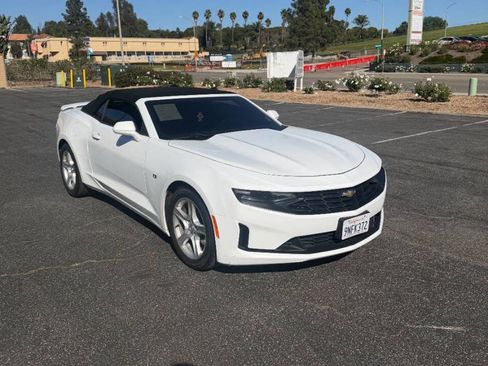 Used 2020 Chevrolet Camaro LT RWD image 3