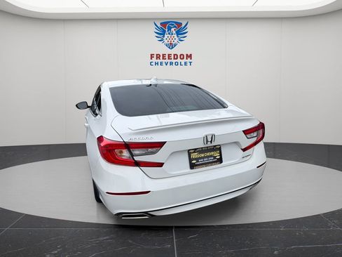 Used 2019 Honda Accord Sport image 5