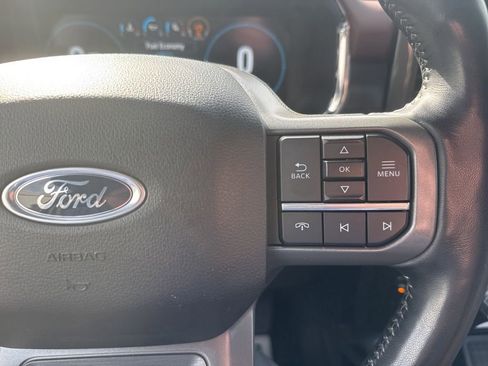 Used 2022 Ford F150 Lariat w/ Equipment Group 502A High image 12