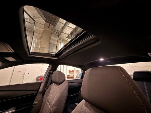 Used 2024 Honda Accord Sport image 17