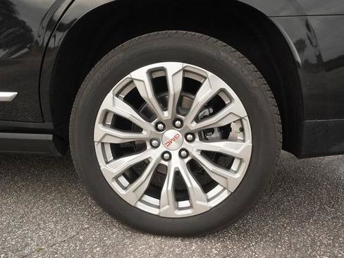 Used 2024 GMC Yukon Denali w/ Denali Reserve Package image 40