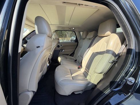 Used 2014 Land Rover Range Rover Sport HSE AWD/4WD image 8