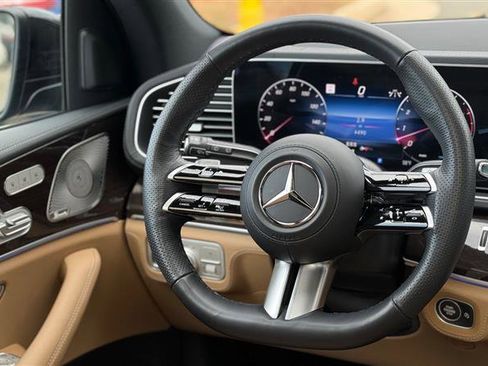 Used 2024 Mercedes-Benz GLS 450 4MATIC w/ AMG Line Exterior image 23