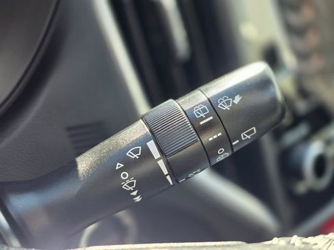 Certified 2023 Subaru Forester Premium image 40