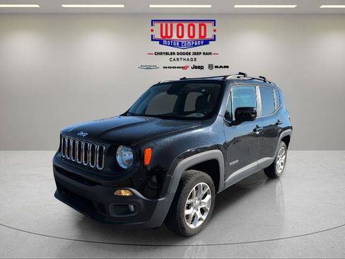 Used 2018 Jeep Renegade Latitude w/ Cold Weather Group image 7