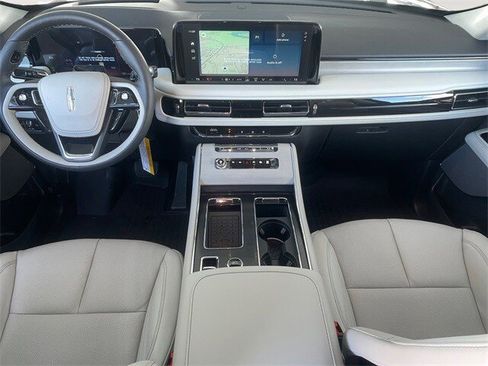 New 2025 Lincoln Aviator Reserve w/ Illumination Package image 10