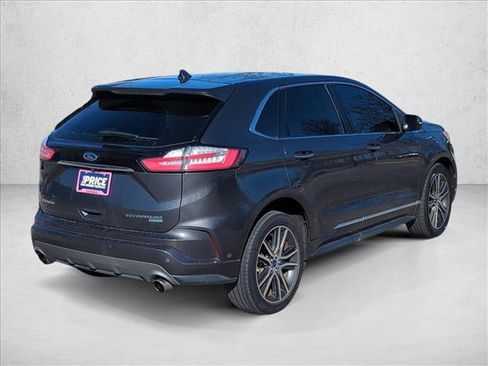 Used 2019 Ford Edge Titanium w/ Equipment Group 301A image 5