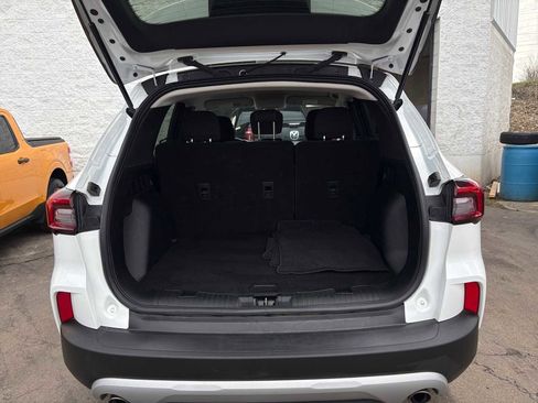 Used 2025 Ford Escape Active AWD/4WD image 20