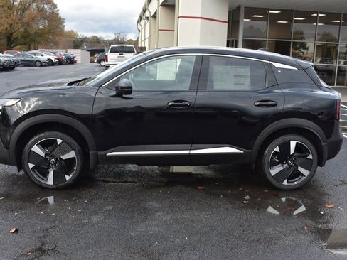 New 2026 Nissan Kicks SR w/ SR Premium Package AWD/4WD image 10