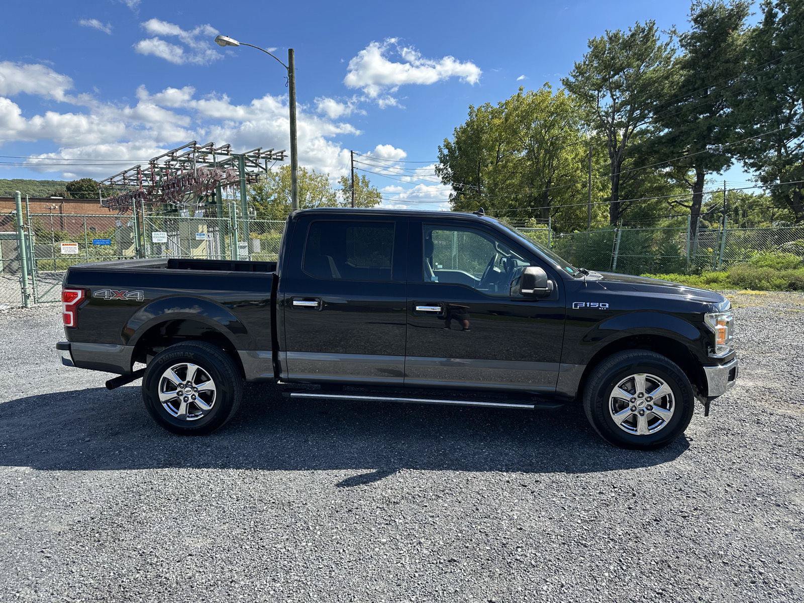 Used 2019 Ford F150 XLT w/ Equipment Group 302A Luxury AWD/4WD image 8