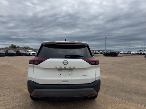 Certified 2023 Nissan Rogue S AWD/4WD image 17