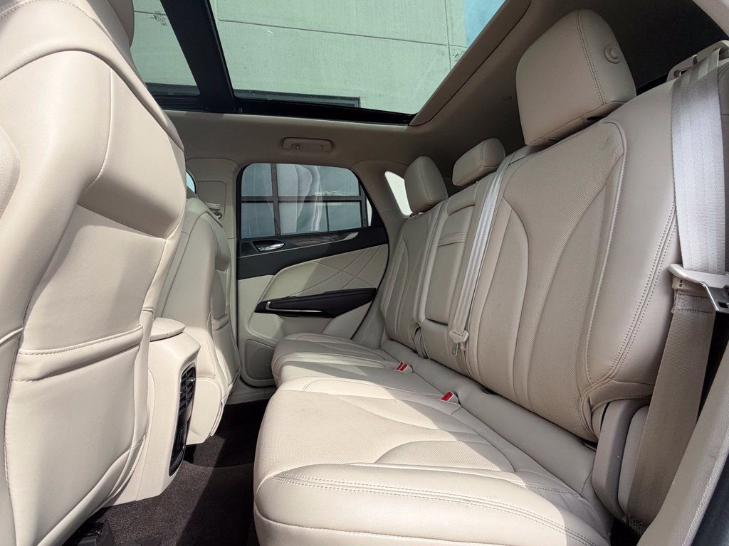 Used 2019 Lincoln MKC Reserve AWD/4WD image 5