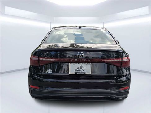 Used 2025 Volkswagen Jetta S FWD image 4