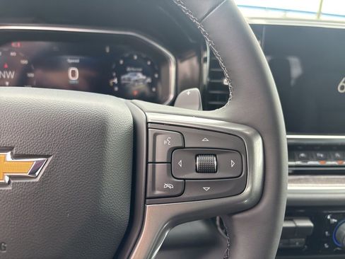New 2026 Chevrolet Silverado 1500 LTZ w/ LTZ Premium Package AWD/4WD image 16