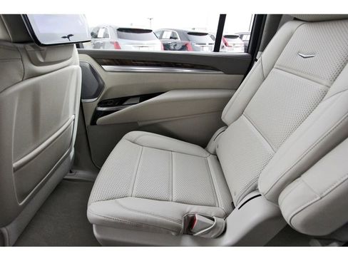 New 2025 Cadillac Escalade ESV Premium Luxury Platinum image 12