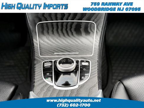 Used 2017 Mercedes-Benz GLC 300 4MATIC Coupe image 36