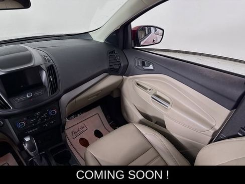 Used 2019 Ford Escape SEL image 23