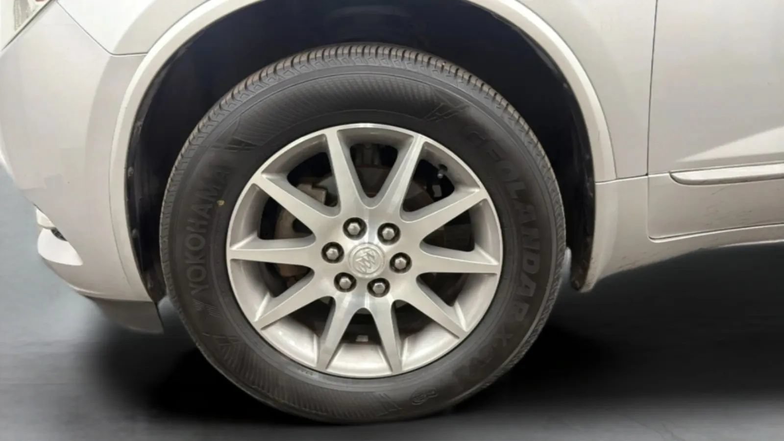 Used 2017 Buick Enclave Convenience FWD image 28