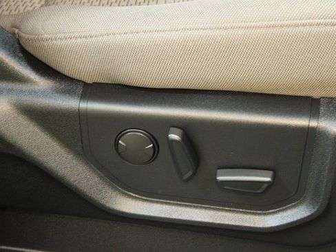 Used 2019 Ford F150 XLT w/ Equipment Group 302A Luxury image 12