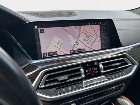 Used 2020 BMW X6 xDrive40i w/ M Sport Package image 19