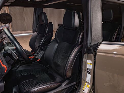 Used 2025 Ford Bronco Raptor AWD/4WD image 21