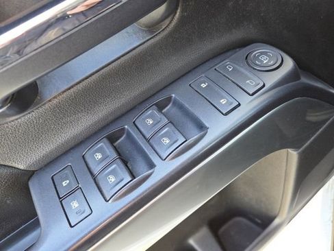 Used 2015 Chevrolet Silverado 2500 LT image 10