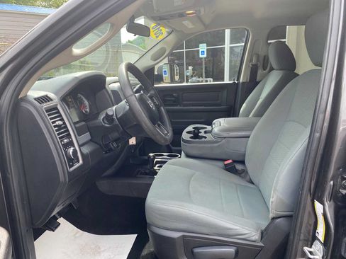 Used 2018 RAM 3500 Tradesman w/ Chrome Appearance Group AWD/4WD image 9