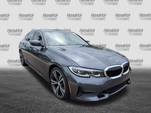Used 2021 BMW 330i Sedan w/ Driving Assistance Package RWD image 2
