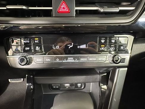 Used 2024 Kia Seltos S AWD/4WD image 22