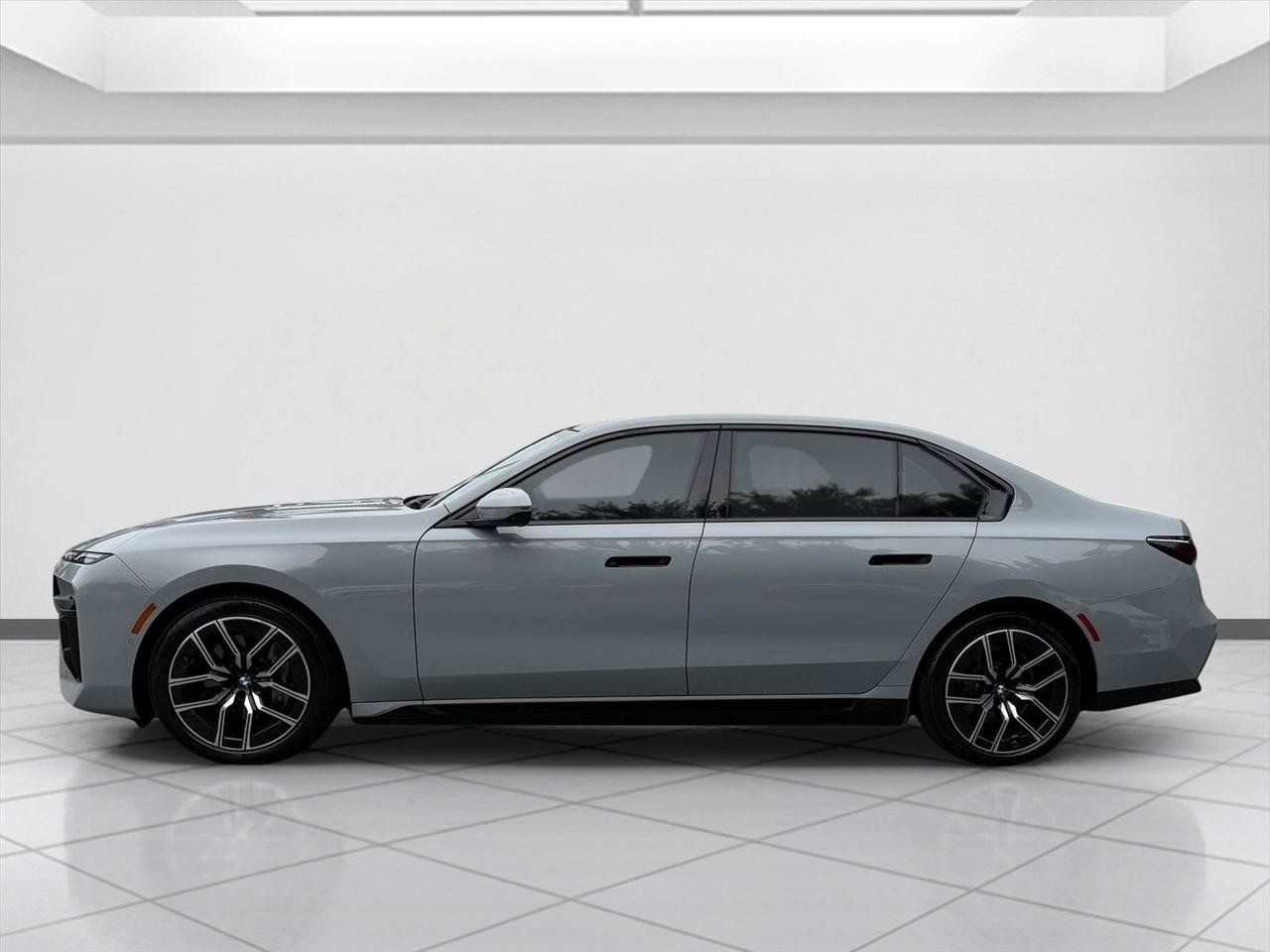 Used 2023 BMW i7 xDrive60 AWD/4WD image 10