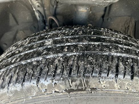 Certified 2024 Toyota RAV4 XLE image 29