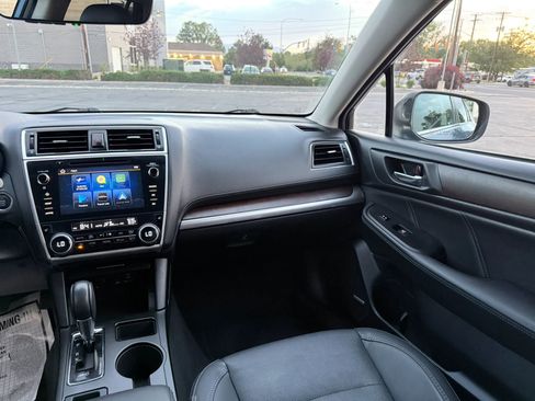 Used 2019 Subaru Outback 2.5i Limited w/ Popular Package #2 AWD/4WD image 16