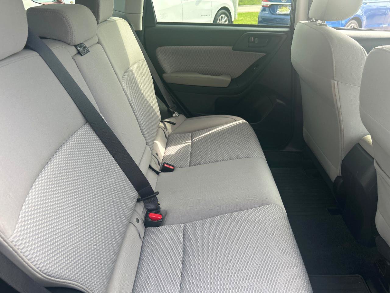 Used 2017 Subaru Forester 2.5i Premium AWD/4WD image 22