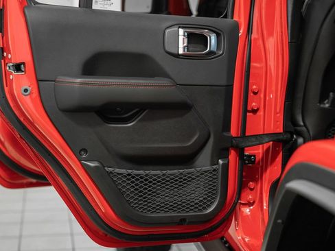New 2026 Jeep Wrangler Unlimited Rubicon AWD/4WD image 38