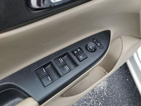 Used 2014 Honda Accord EX-L image 32