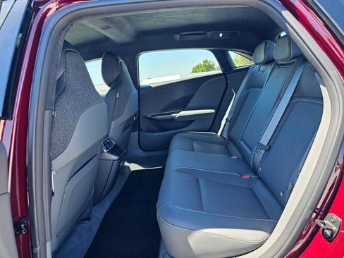 Used 2025 Lucid Air Touring AWD/4WD image 16