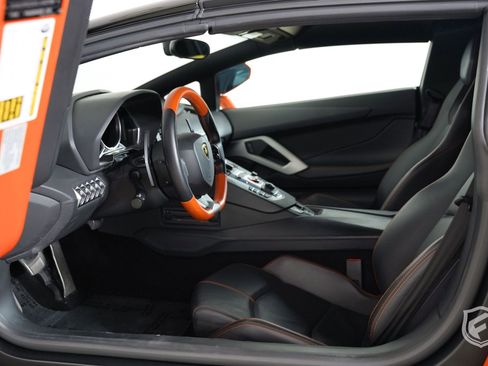 Used 2014 Lamborghini Aventador LP 700-4 image 14