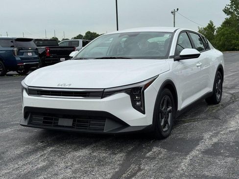 Used 2025 Kia K4 FWD image 8
