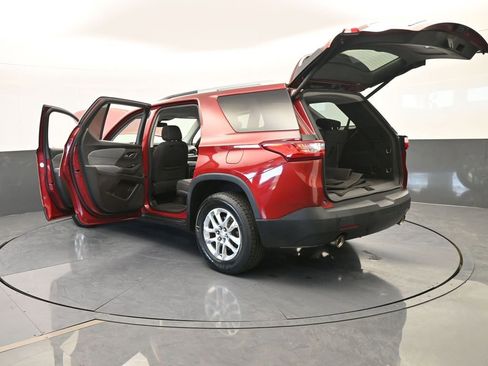 Used 2018 Chevrolet Traverse LT image 75