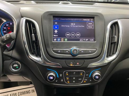 Used 2023 Chevrolet Equinox LT w/ Driver Convenience Package image 27